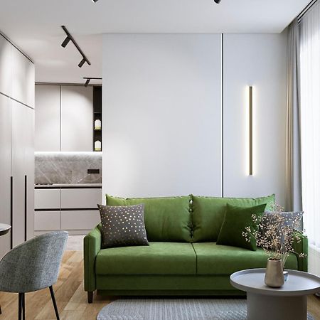 Apartment In The City Center Near The Park Lviv Kültér fotó