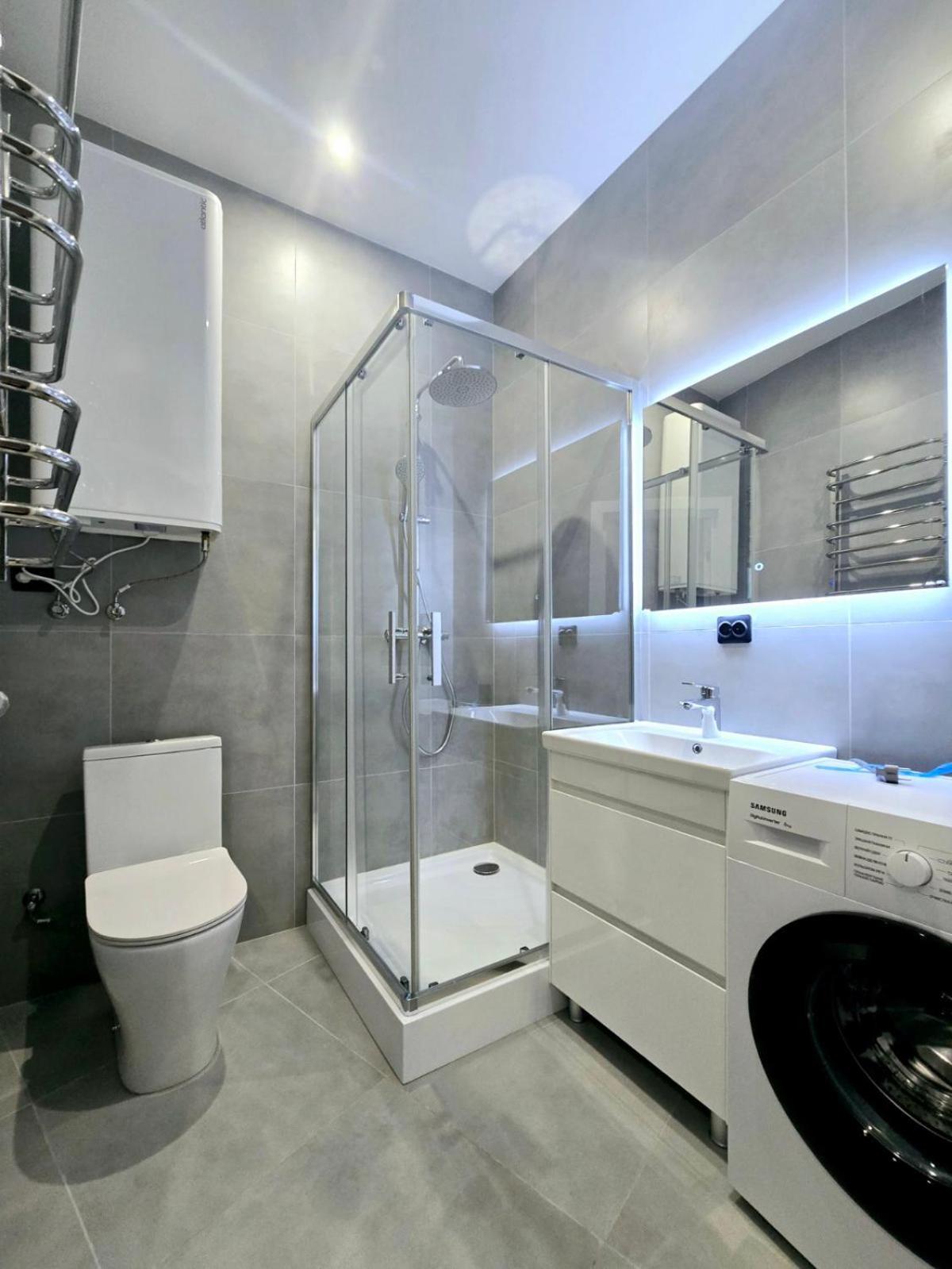 Apartment In The City Center Near The Park Lviv Kültér fotó